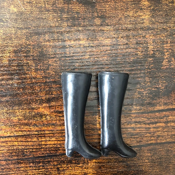 1970's Barbie Boots Accessories - Picture 6 of 6